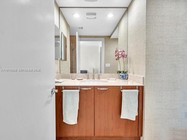 3535 S OCEAN DR #905, Hollywood FL 33019