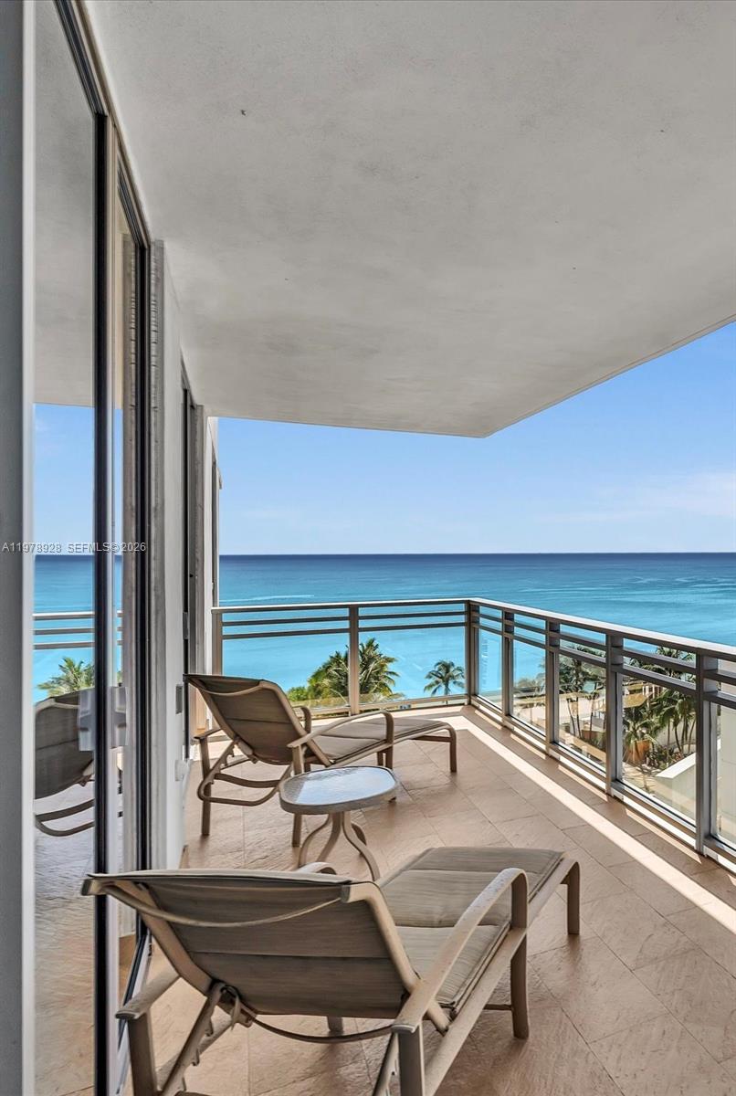 3535 S OCEAN DR #905, Hollywood FL 33019