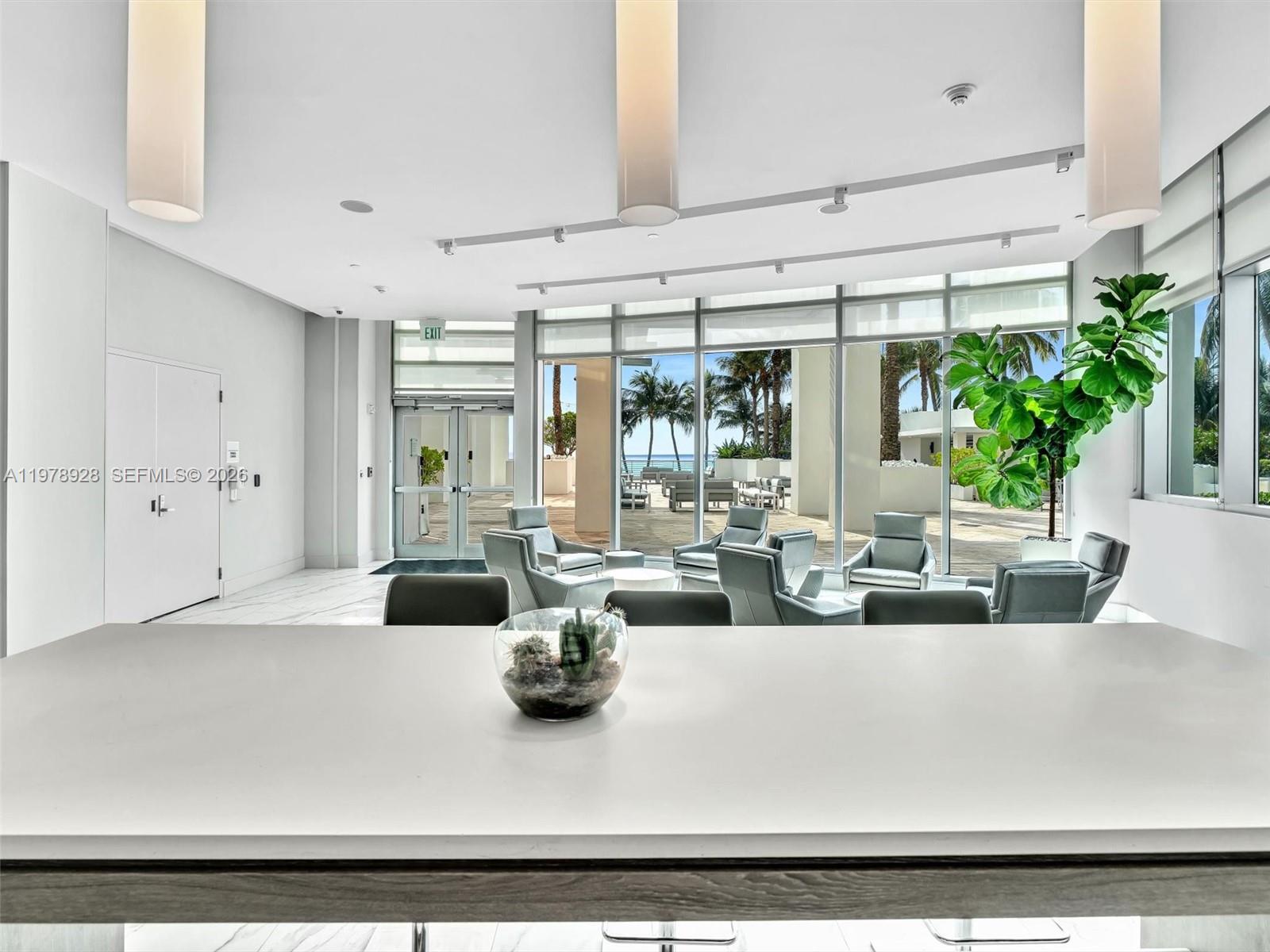 3535 S OCEAN DR #905, Hollywood FL 33019