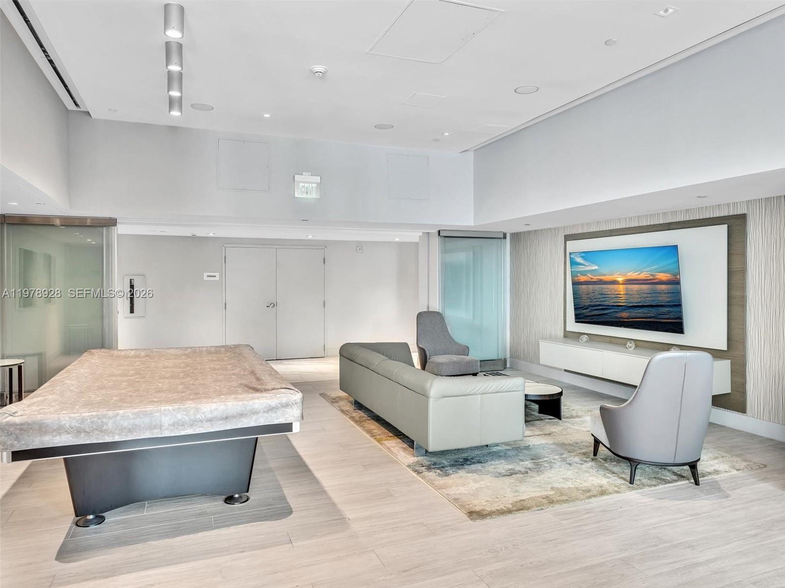 3535 S OCEAN DR #905, Hollywood FL 33019