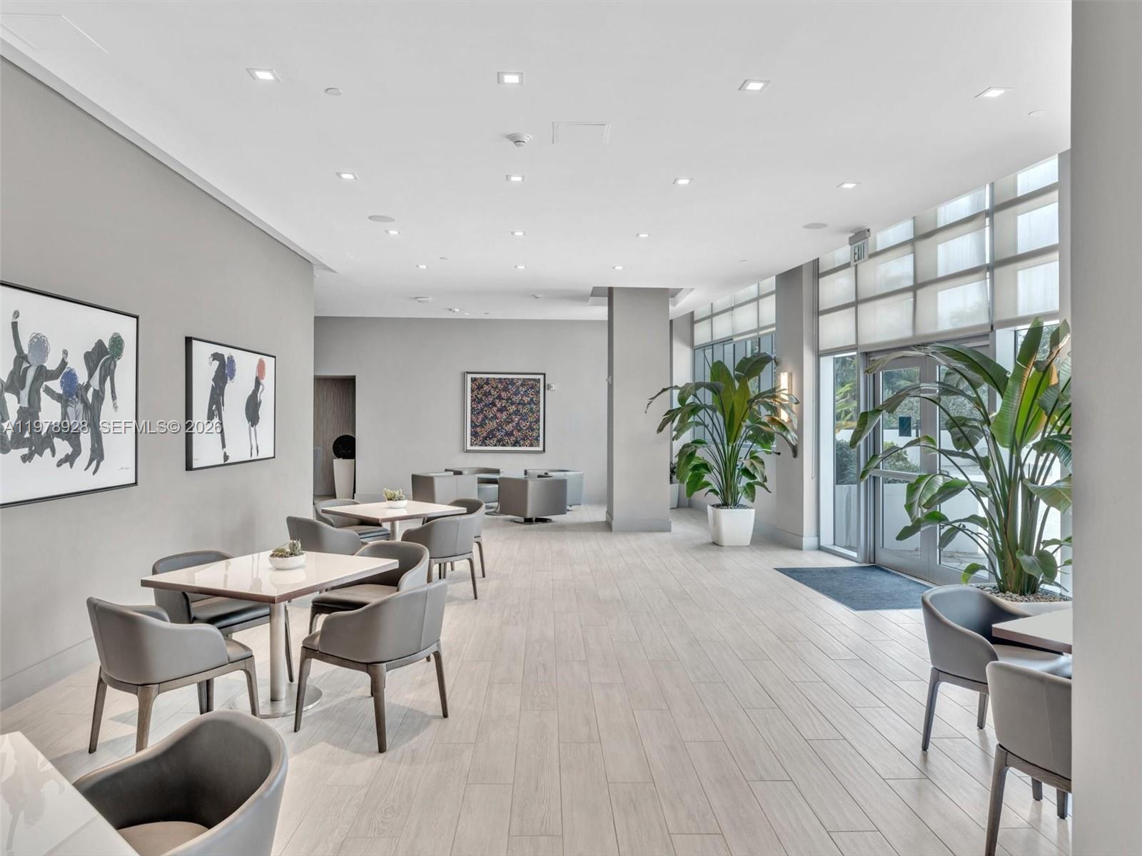 3535 S OCEAN DR #905, Hollywood FL 33019