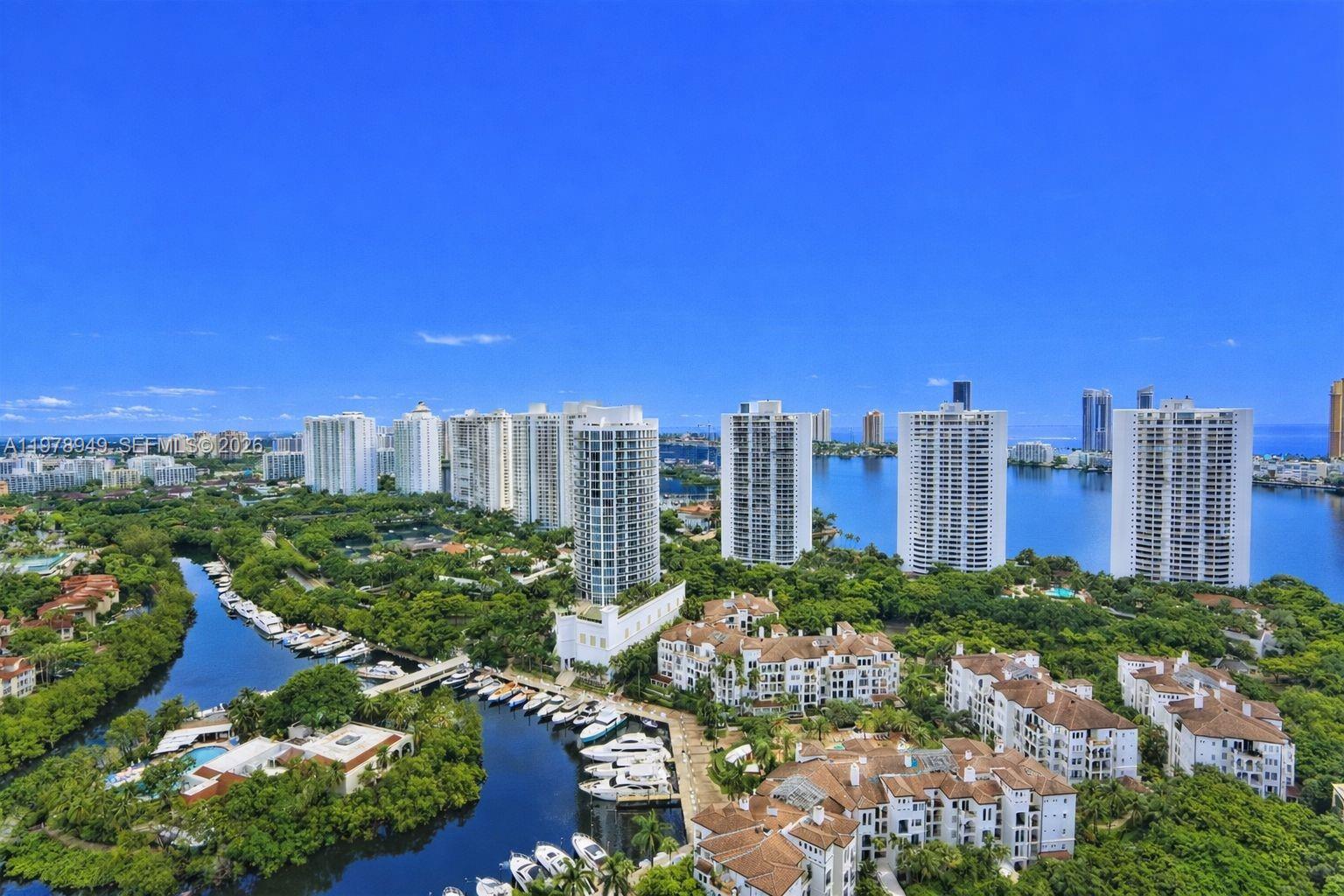 1000 W Island Blvd #1812, Aventura FL 33160