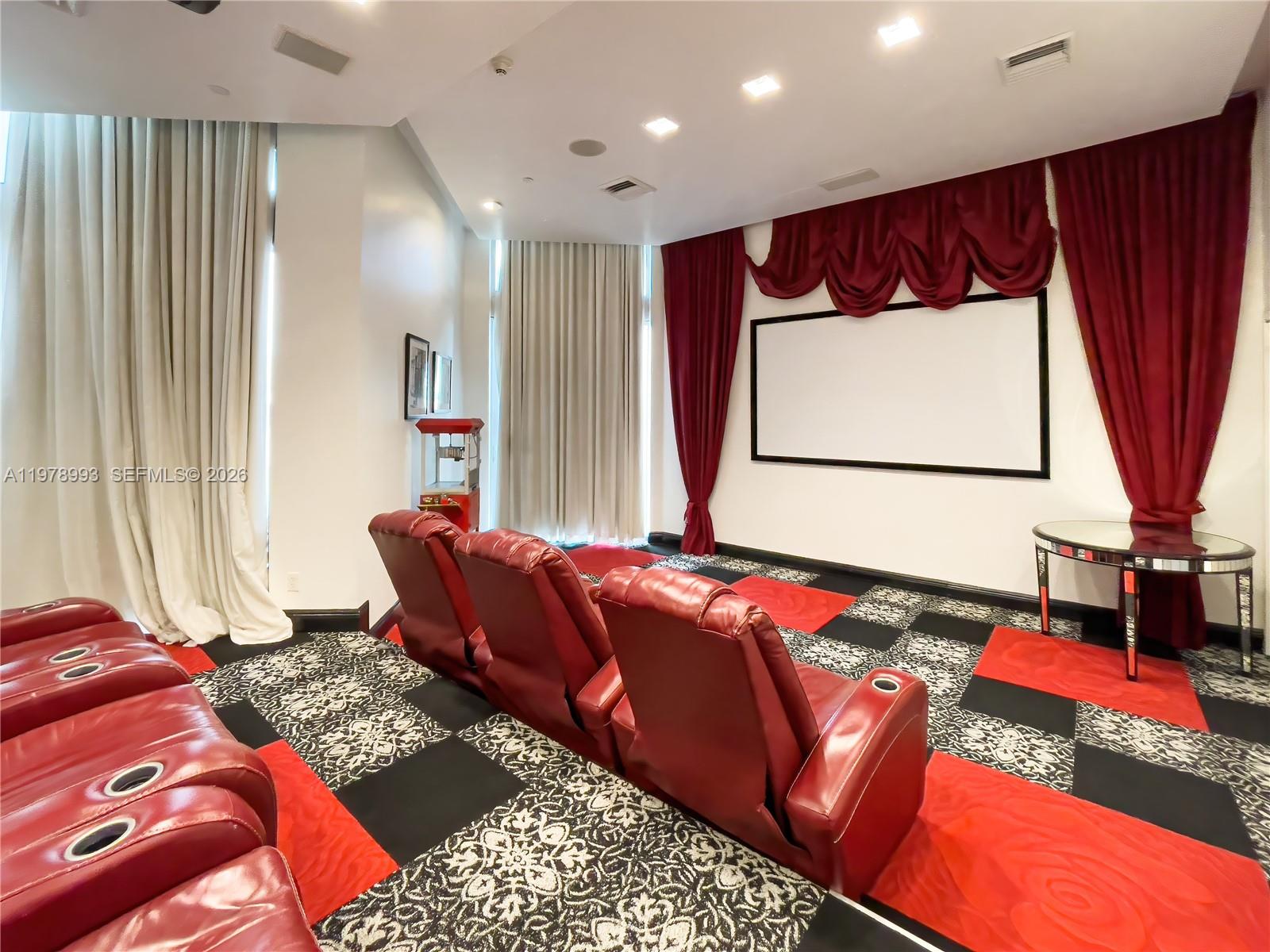 350 S Miami Ave #3910, Miami FL 33130