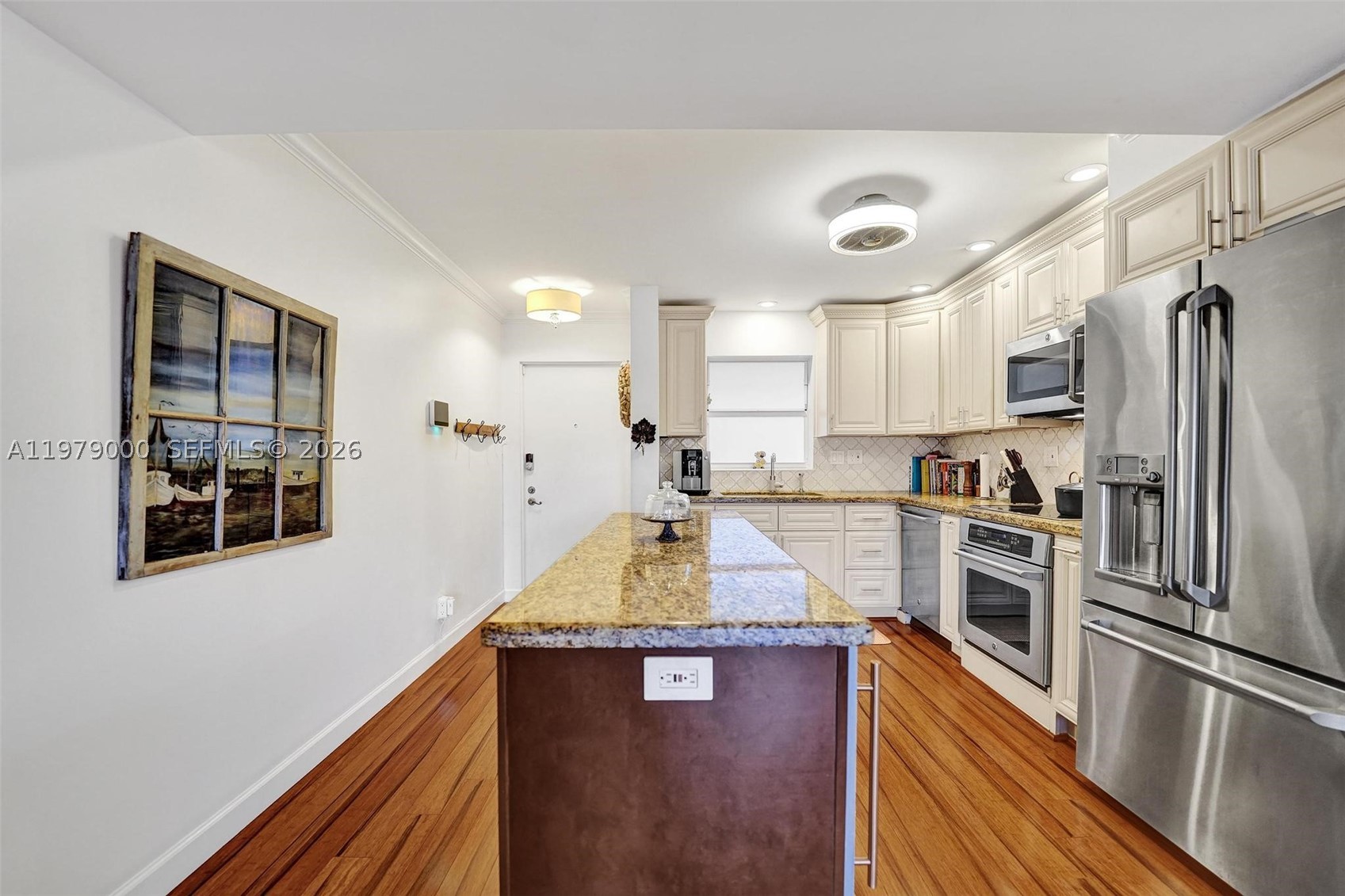 1212 SE 2nd Ct #301, Fort Lauderdale FL 33301