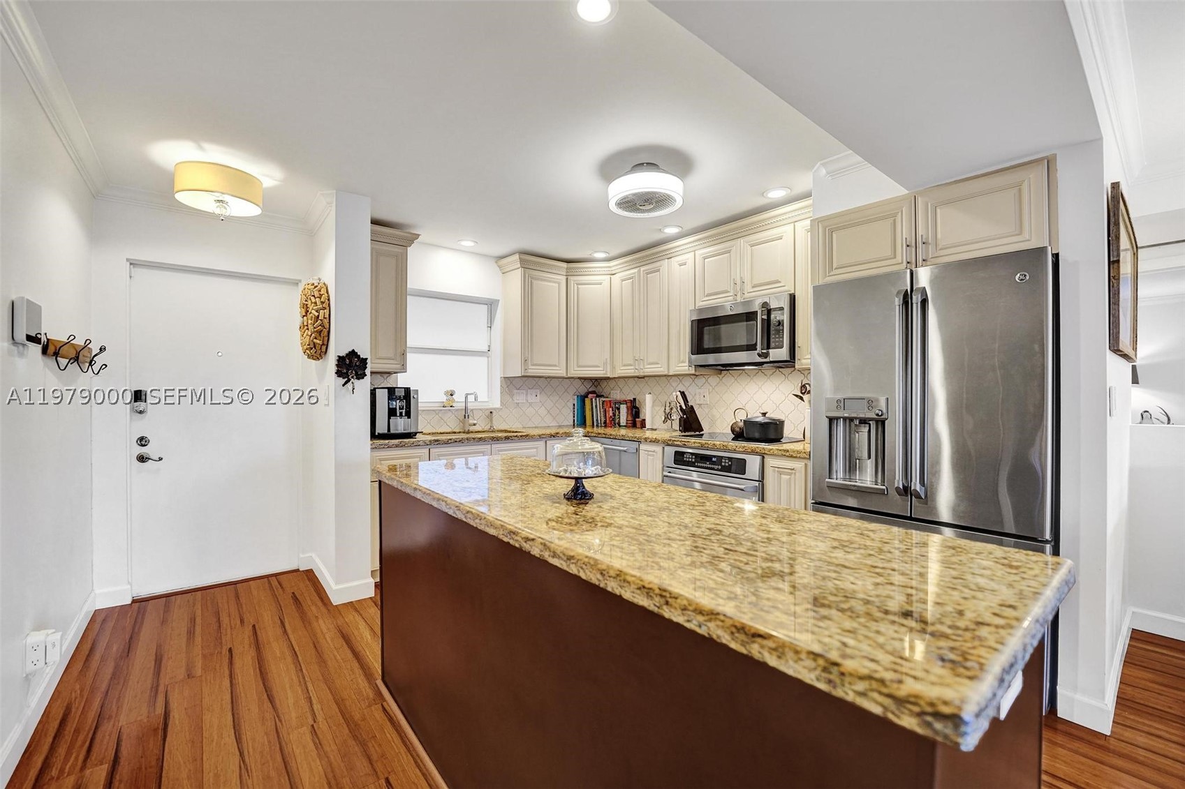 1212 SE 2nd Ct #301, Fort Lauderdale FL 33301