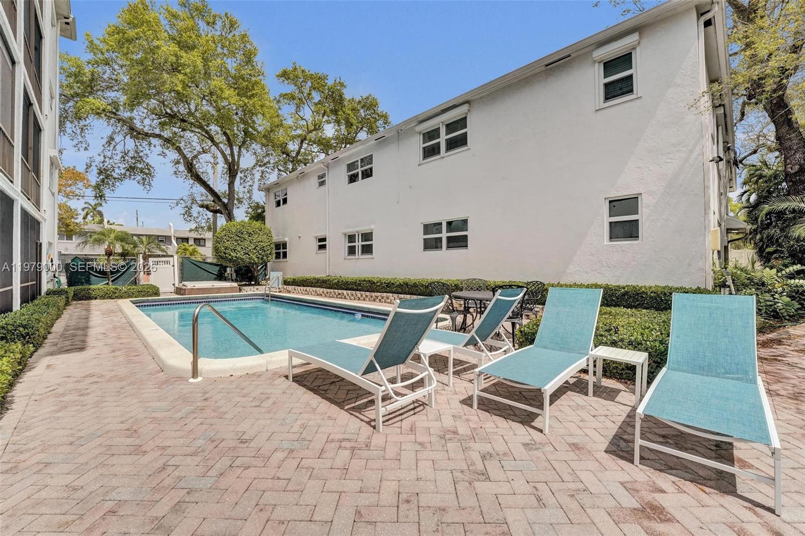 1212 SE 2nd Ct #301, Fort Lauderdale FL 33301