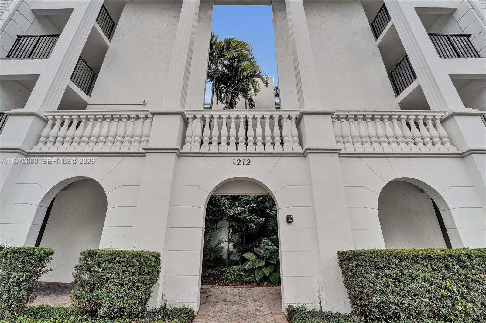 1212 SE 2nd Ct #301, Fort Lauderdale FL 33301