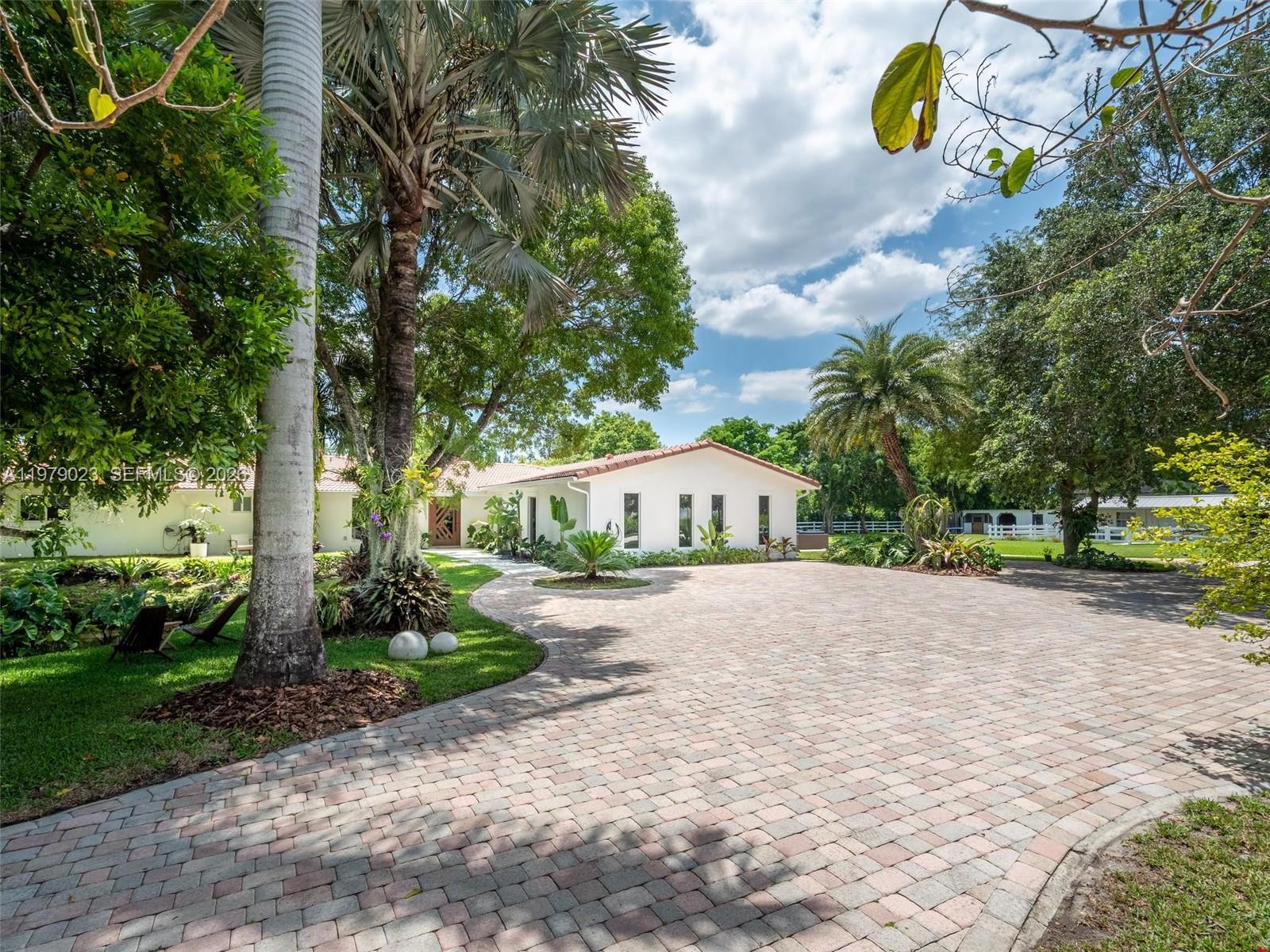 17220 SW 46th St, Southwest Ranches FL 33331