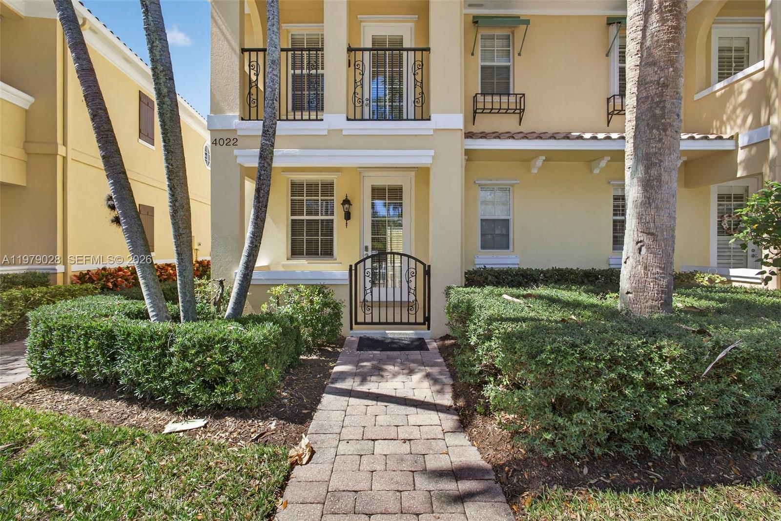 4022 Parkside Dr, Jupiter FL 33458