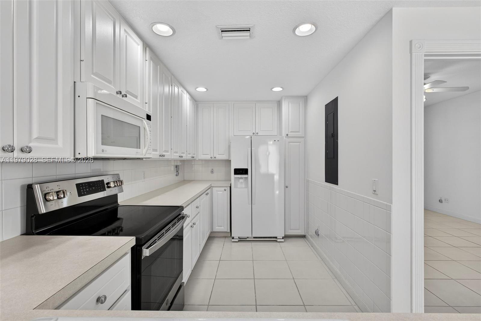 4022 Parkside Dr, Jupiter FL 33458