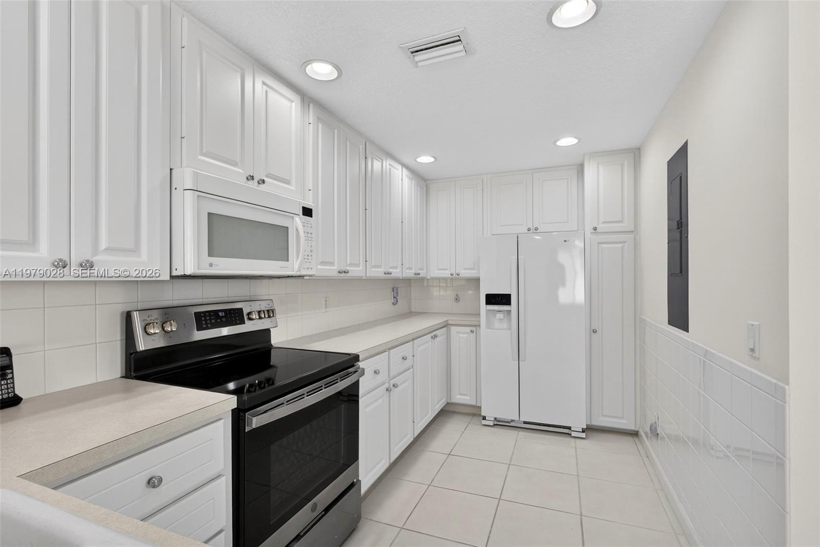 4022 Parkside Dr, Jupiter FL 33458