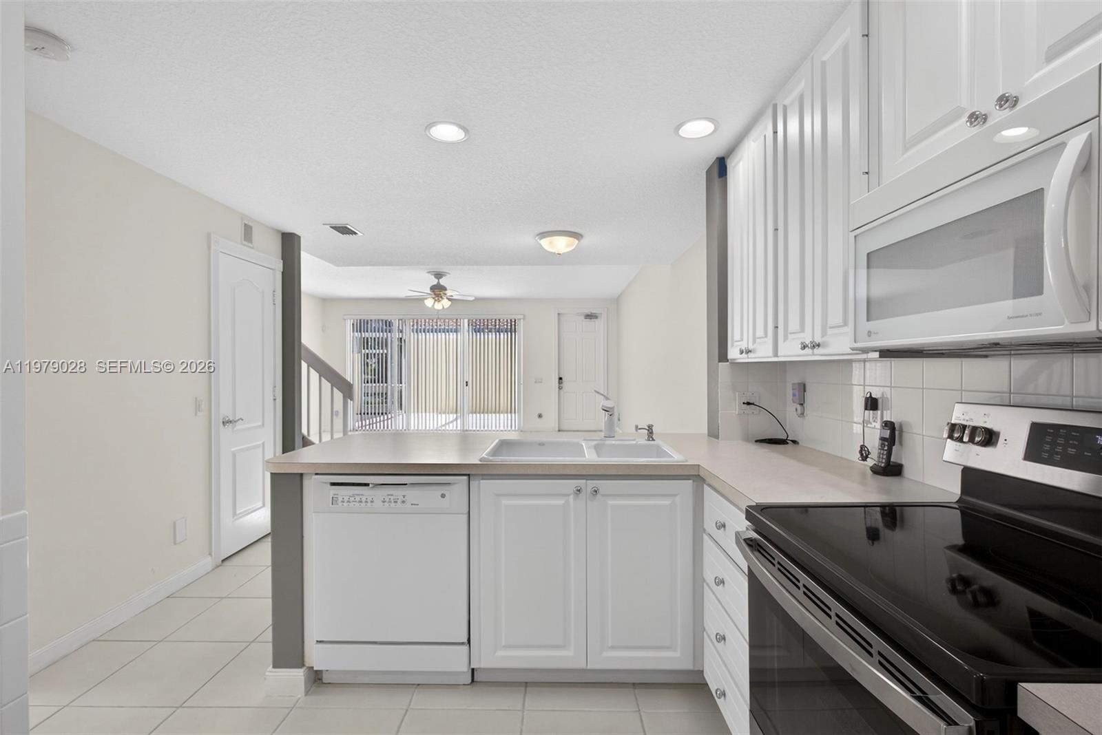 4022 Parkside Dr, Jupiter FL 33458