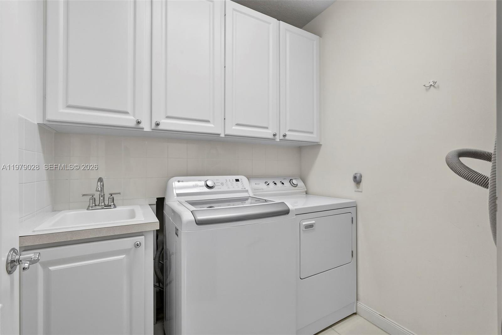 4022 Parkside Dr, Jupiter FL 33458