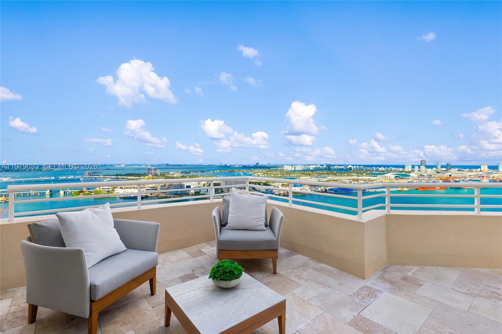 808 Brickell Key Dr #3901, Miami FL 33131