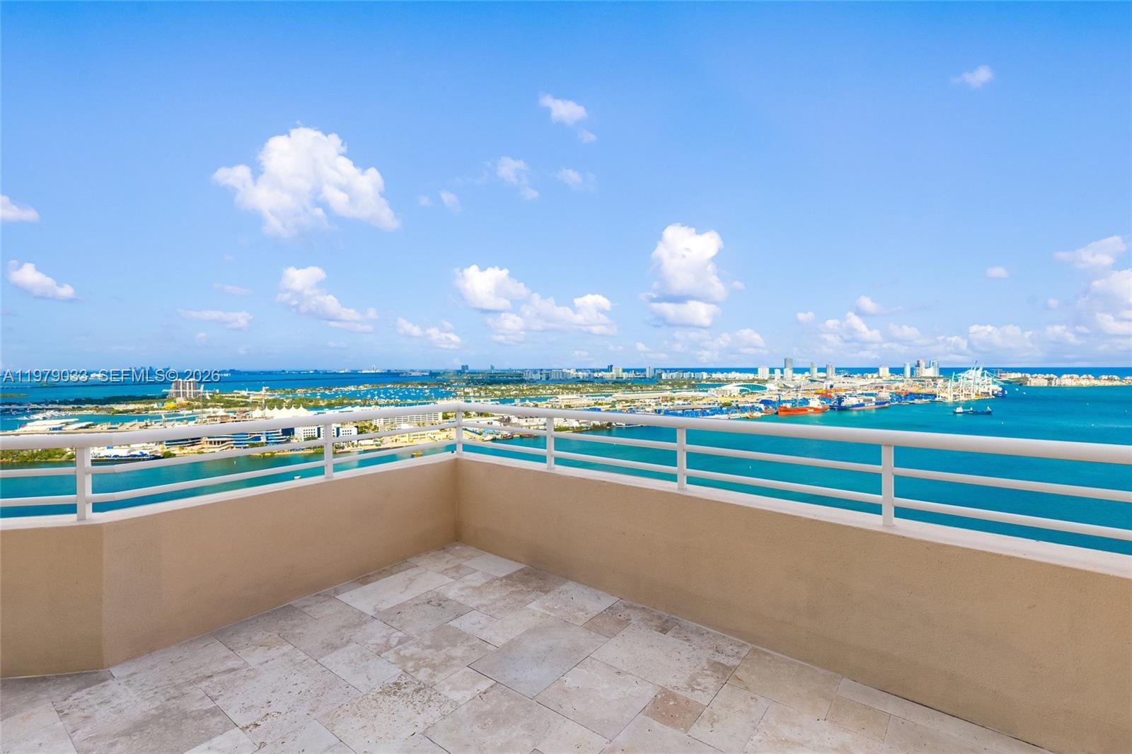 808 Brickell Key Dr #3901, Miami FL 33131