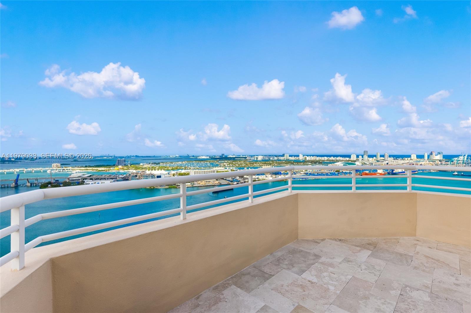 808 Brickell Key Dr #3901, Miami FL 33131