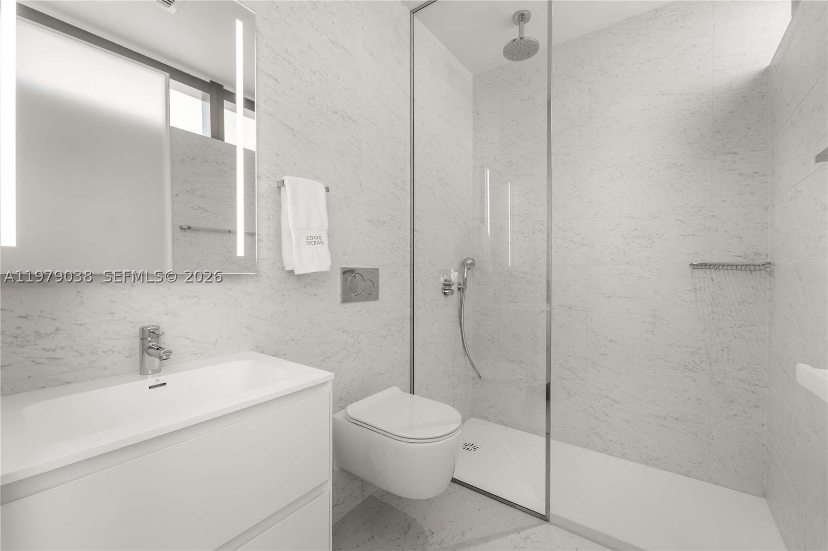 2000 S Ocean Dr #8A, Hallandale Beach FL 33009