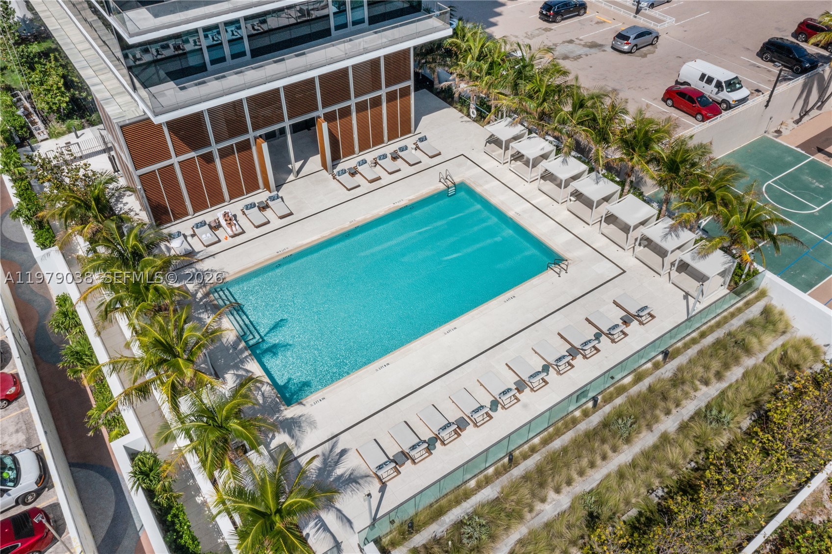 2000 S Ocean Dr #8A, Hallandale Beach FL 33009