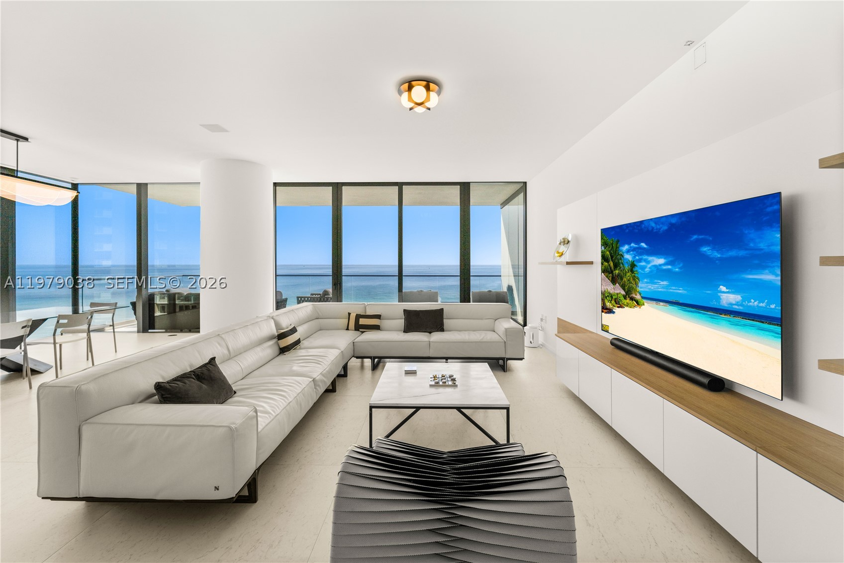 2000 S Ocean Dr #8A, Hallandale Beach FL 33009