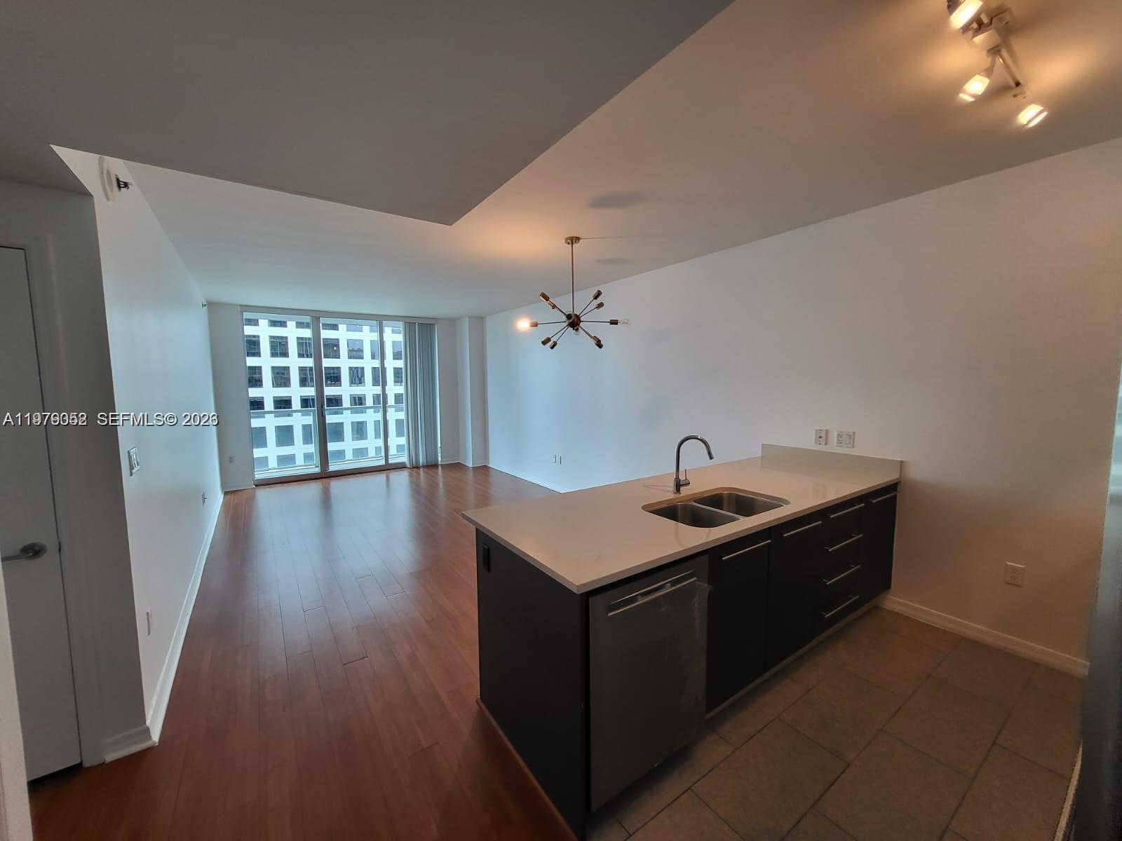500 Brickell Ave #2906, Miami FL 33131