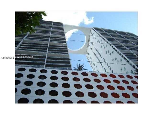 500 Brickell Ave #2906, Miami FL 33131