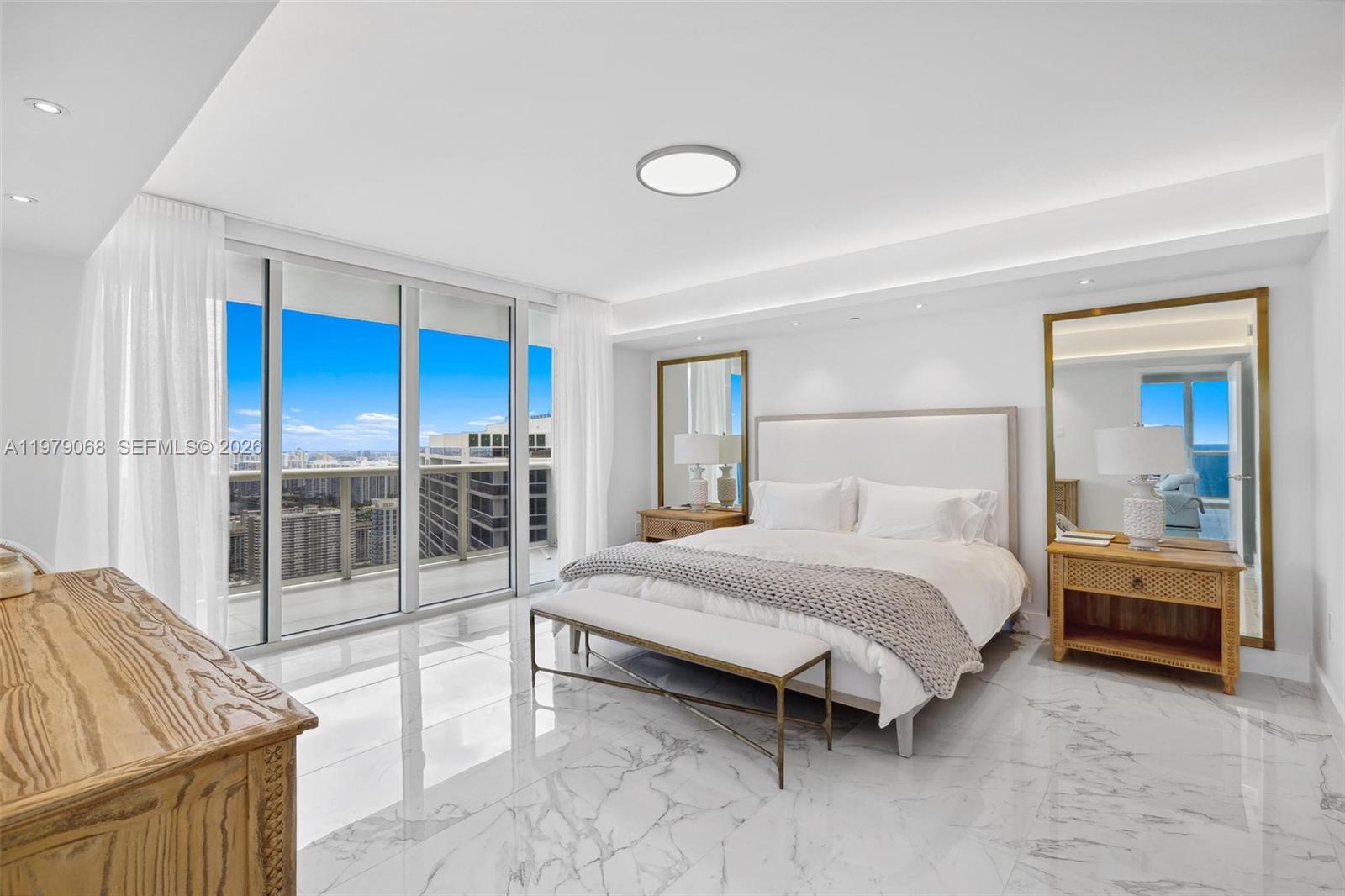 1830 S Ocean Dr #4502, Hallandale Beach FL 33009