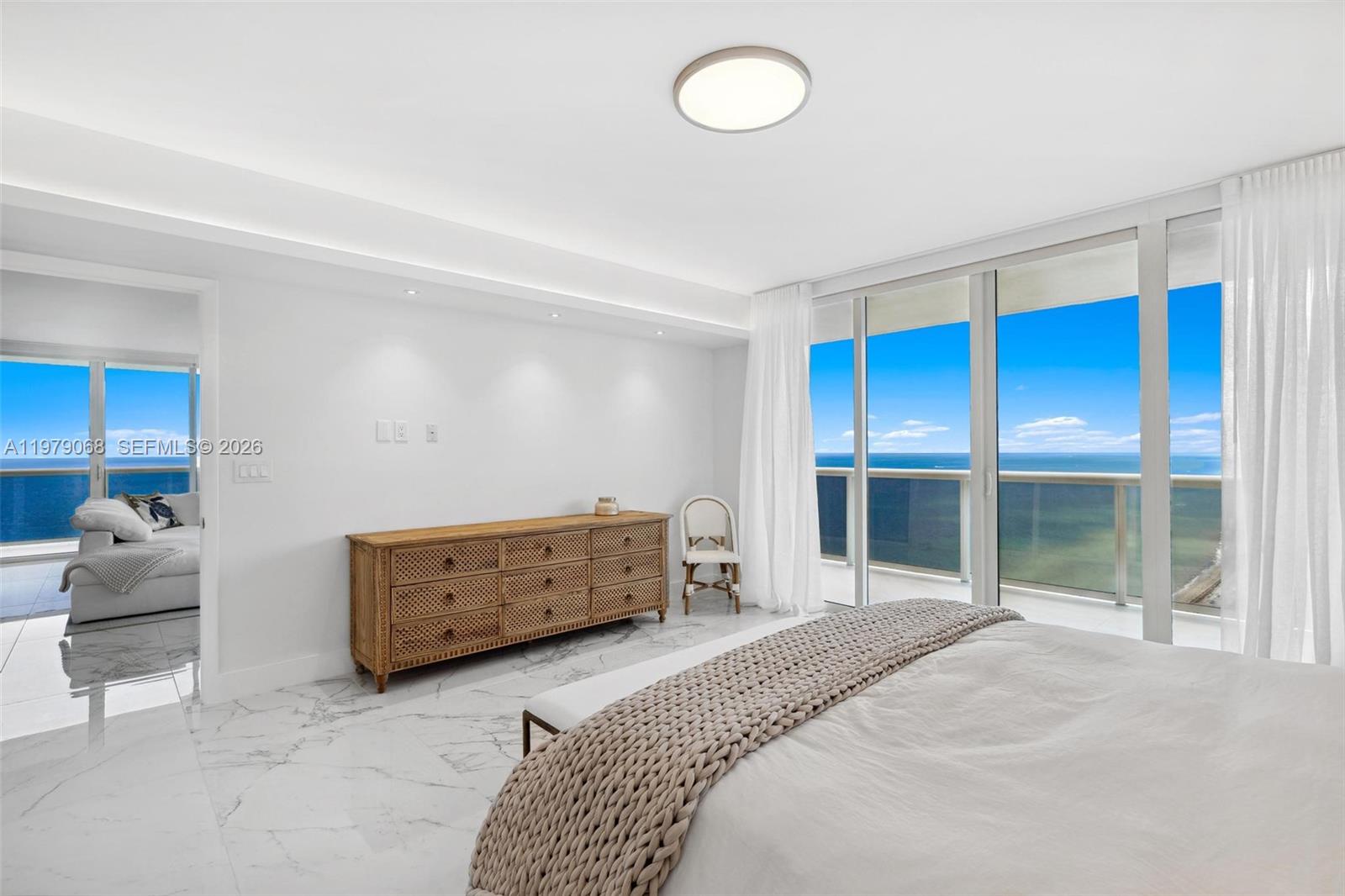 1830 S Ocean Dr #4502, Hallandale Beach FL 33009