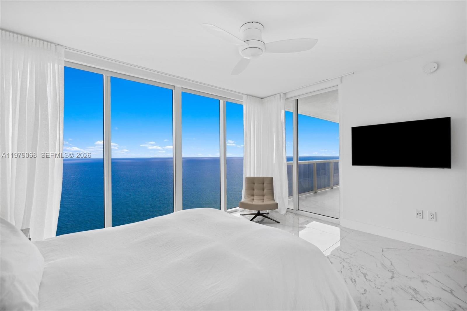 1830 S Ocean Dr #4502, Hallandale Beach FL 33009