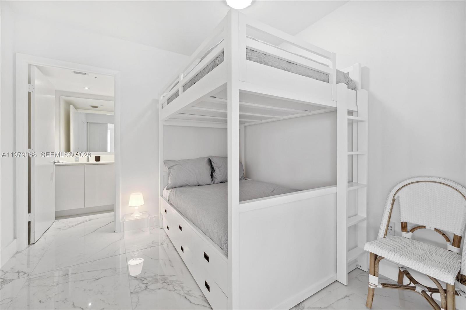 1830 S Ocean Dr #4502, Hallandale Beach FL 33009