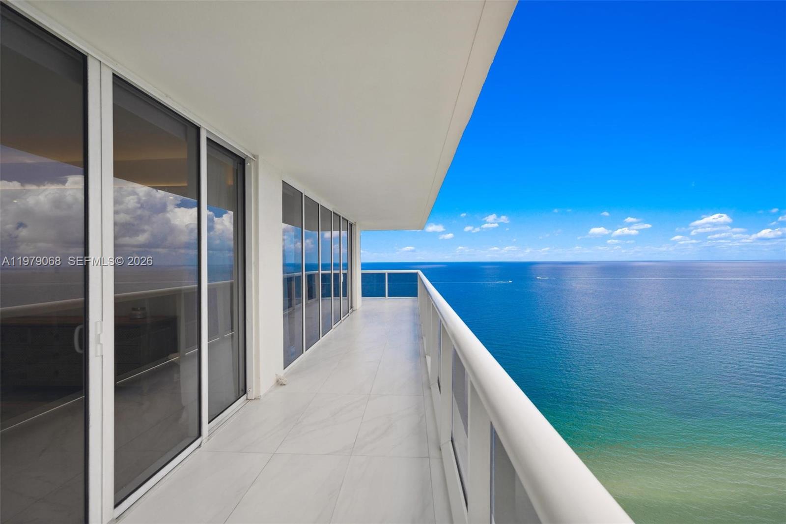 1830 S Ocean Dr #4502, Hallandale Beach FL 33009