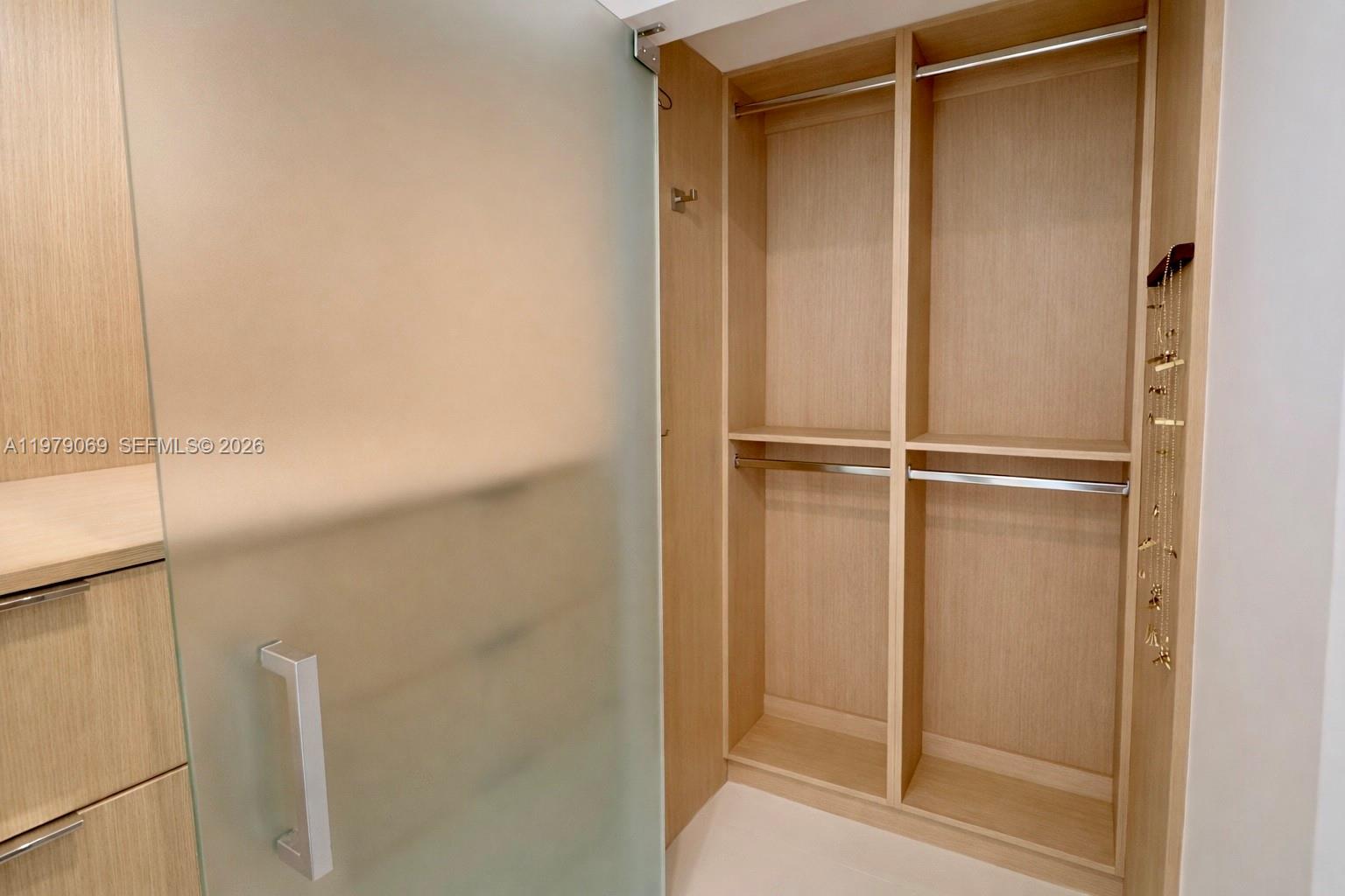 2155 Washington Ct #606, Miami Beach FL 33139