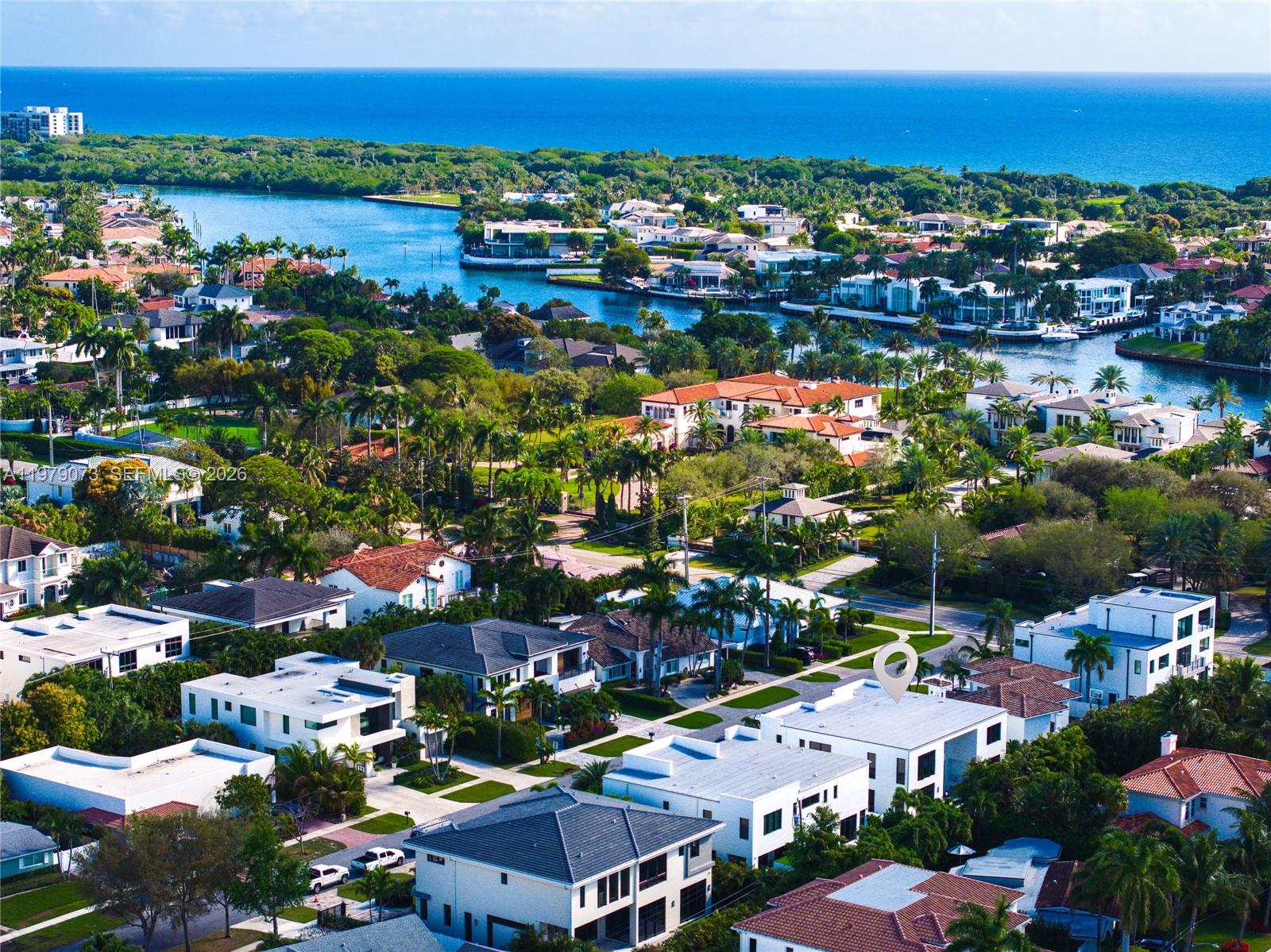 464 NE 6th St, Boca Raton FL 33432