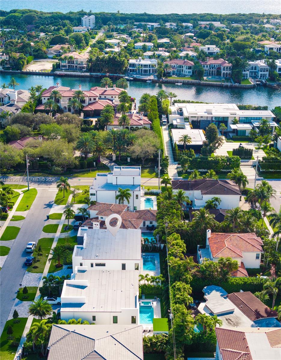 464 NE 6th St, Boca Raton FL 33432