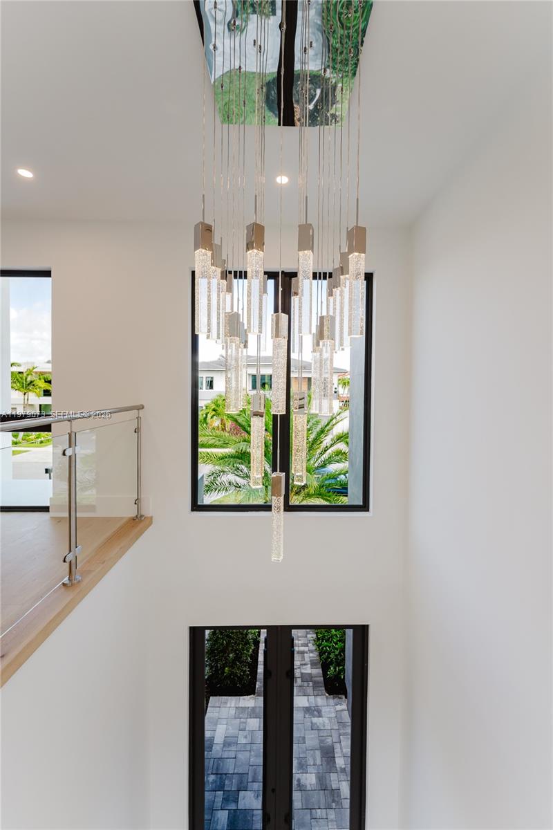 464 NE 6th St, Boca Raton FL 33432