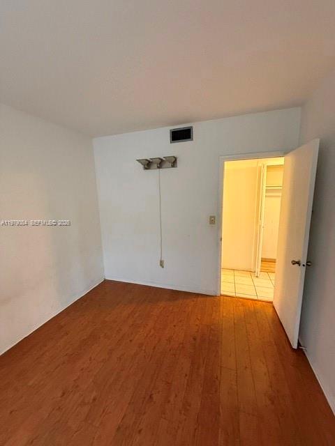 2430 NE 135th St #102, North Miami FL 33181