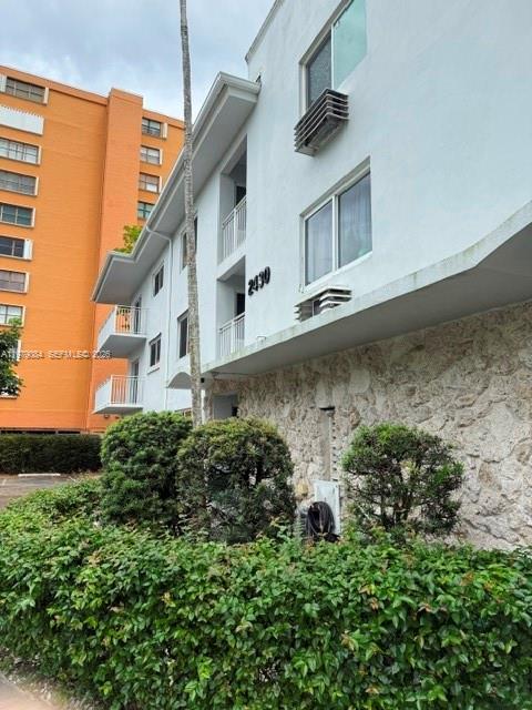 2430 NE 135th St #102, North Miami FL 33181