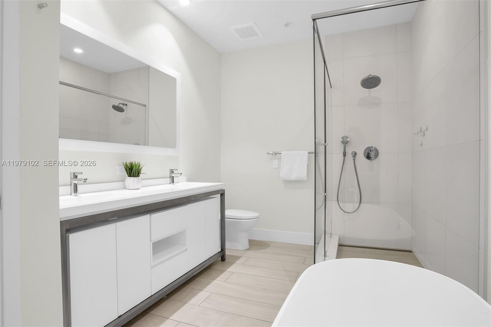 2000 Metropica Way #PH02, Sunrise FL 33323