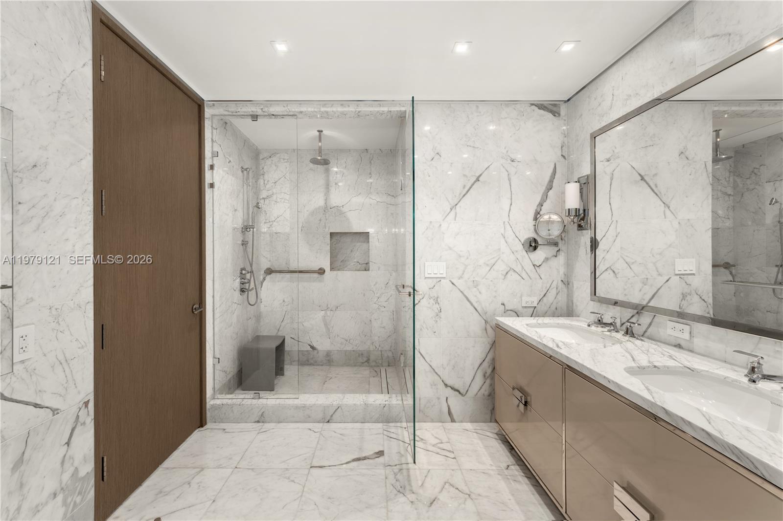 15701 Collins Ave #4802, Sunny Isles Beach FL 33160