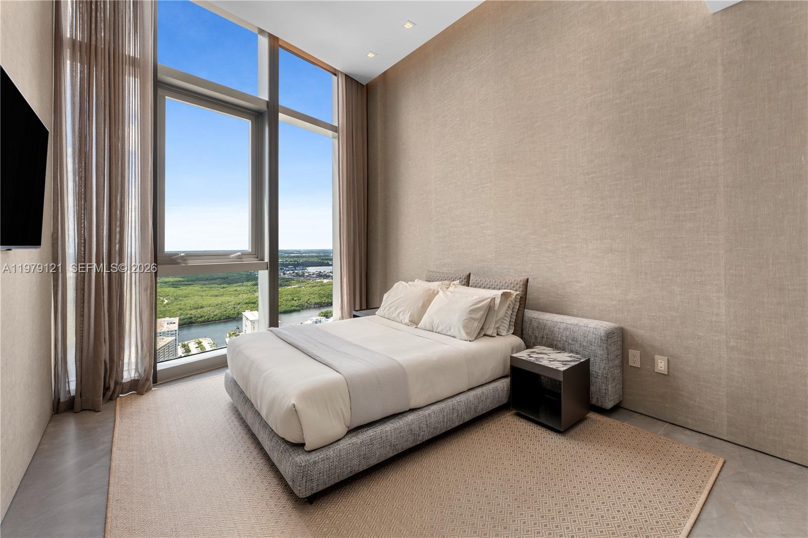 15701 Collins Ave #4802, Sunny Isles Beach FL 33160