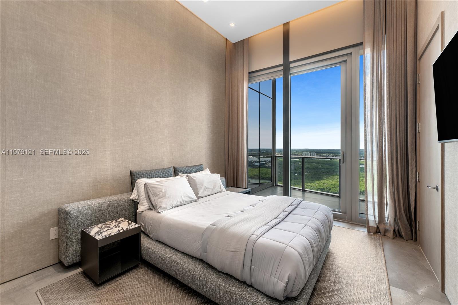 15701 Collins Ave #4802, Sunny Isles Beach FL 33160