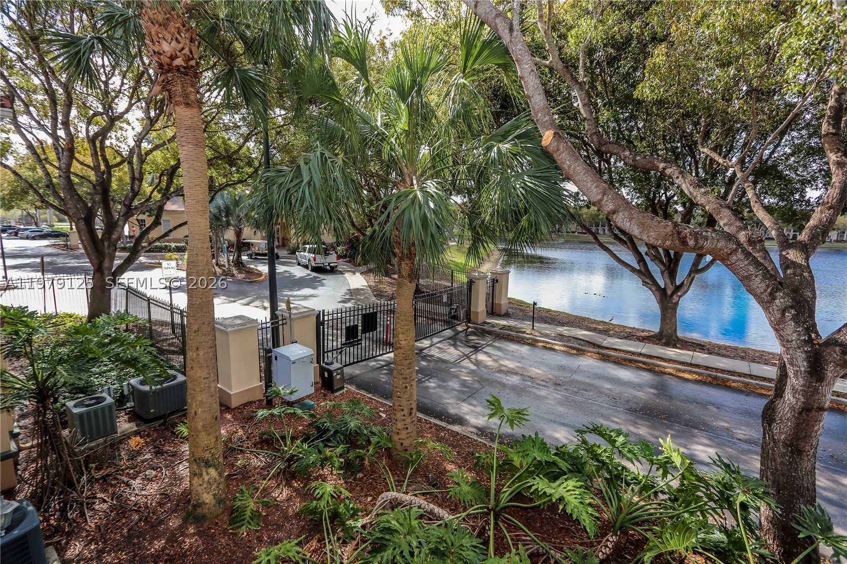 2442 Centergate Dr #202, Miramar FL 33025