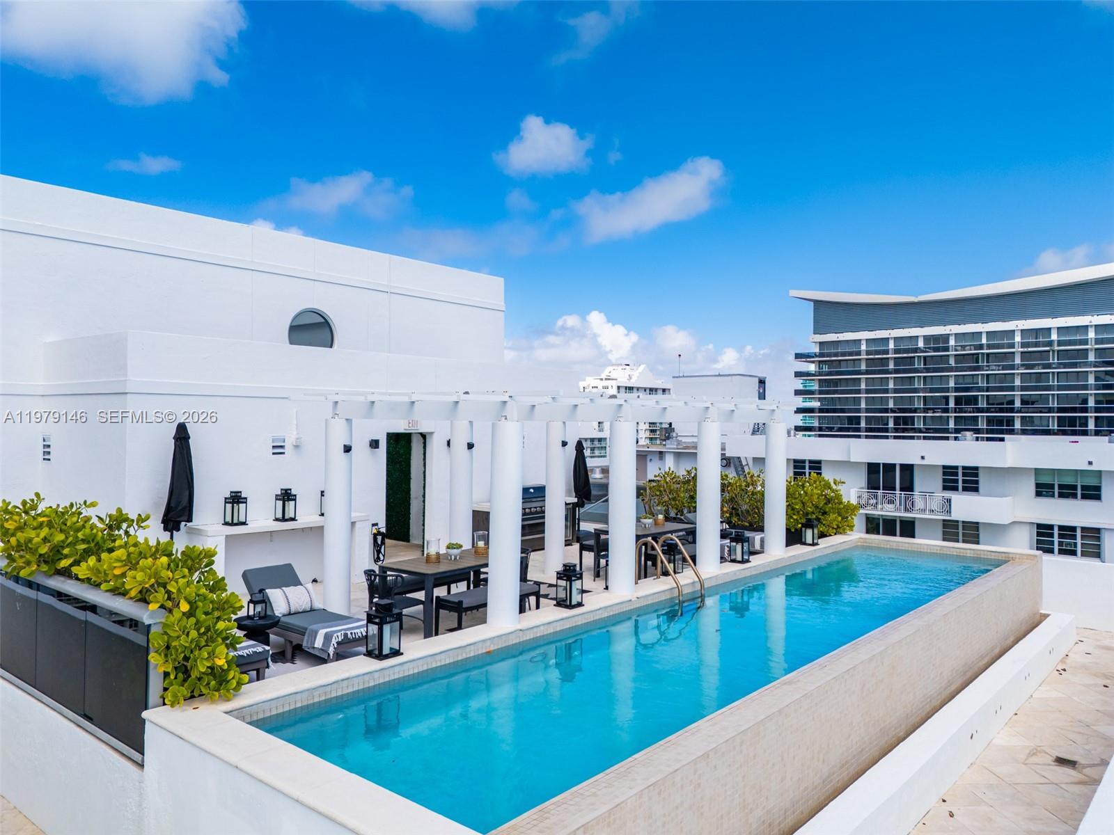 5801 Collins Ave #PH1600, Miami Beach FL 33140