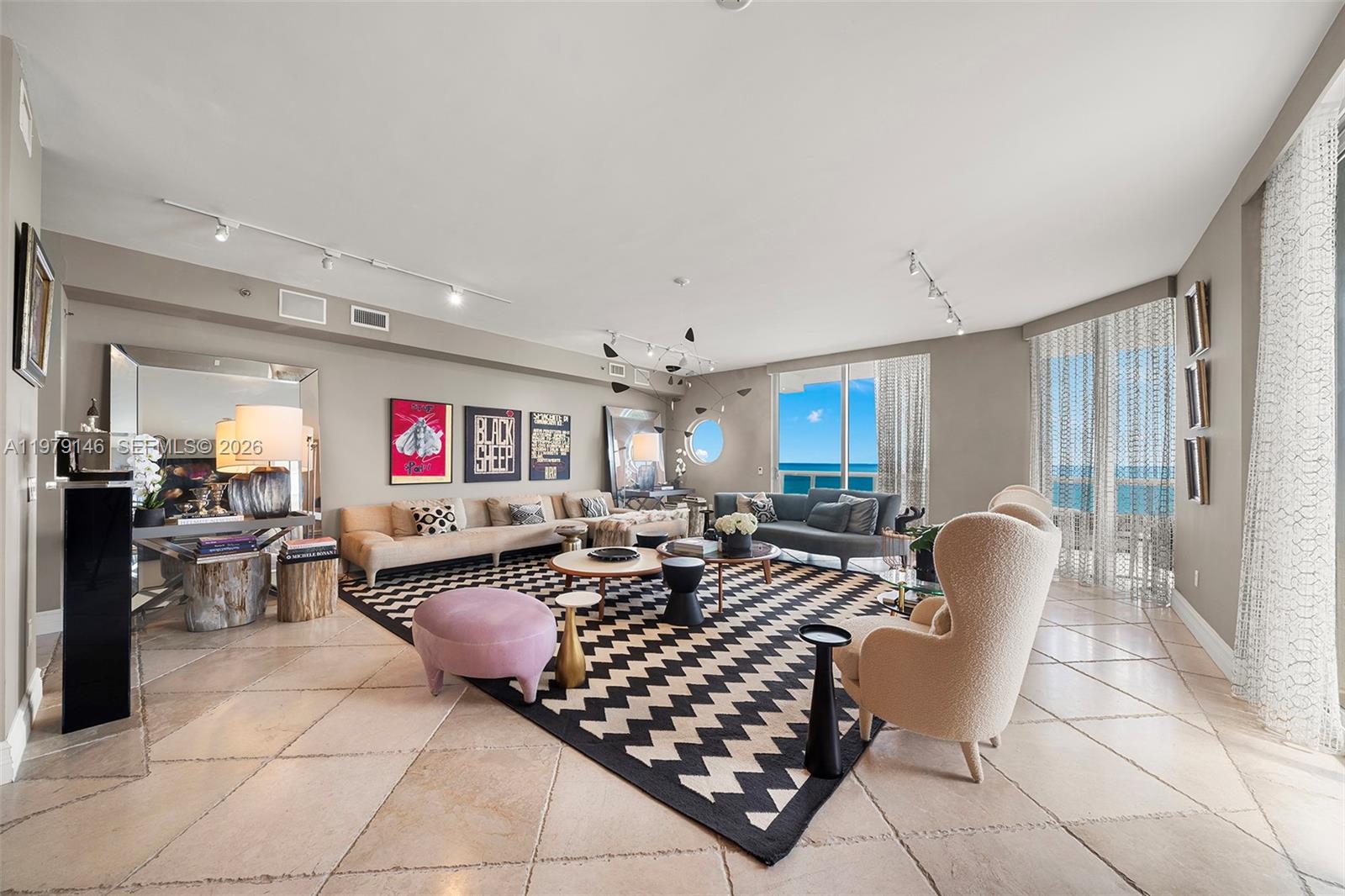 5801 Collins Ave #PH1600, Miami Beach FL 33140