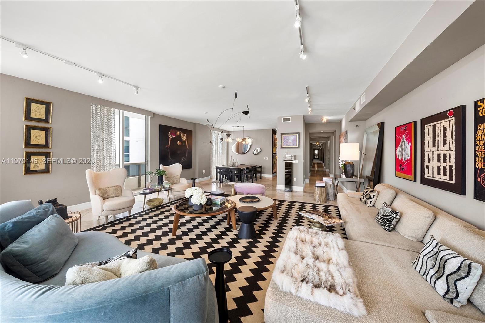 5801 Collins Ave #PH1600, Miami Beach FL 33140
