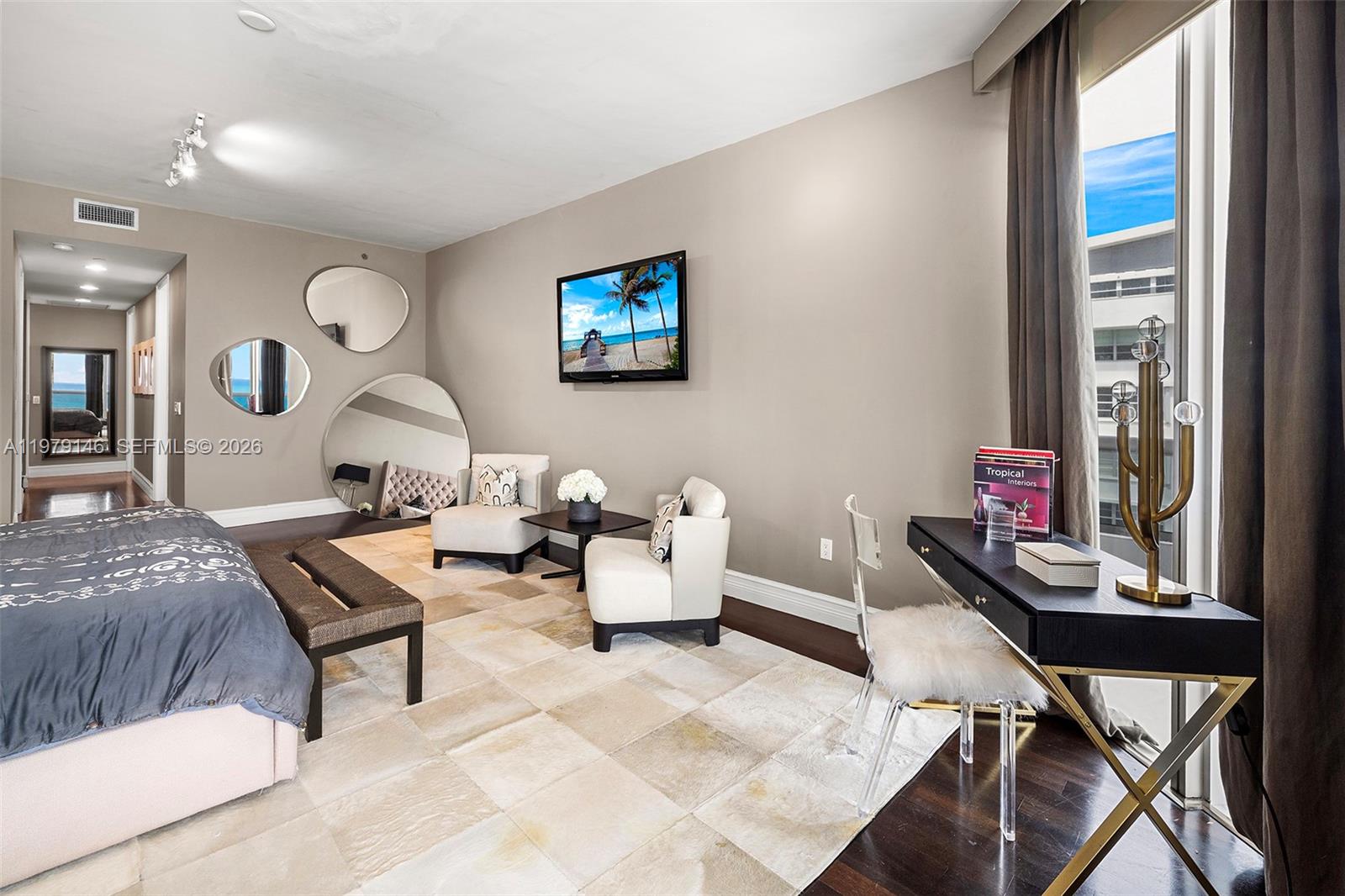 5801 Collins Ave #PH1600, Miami Beach FL 33140