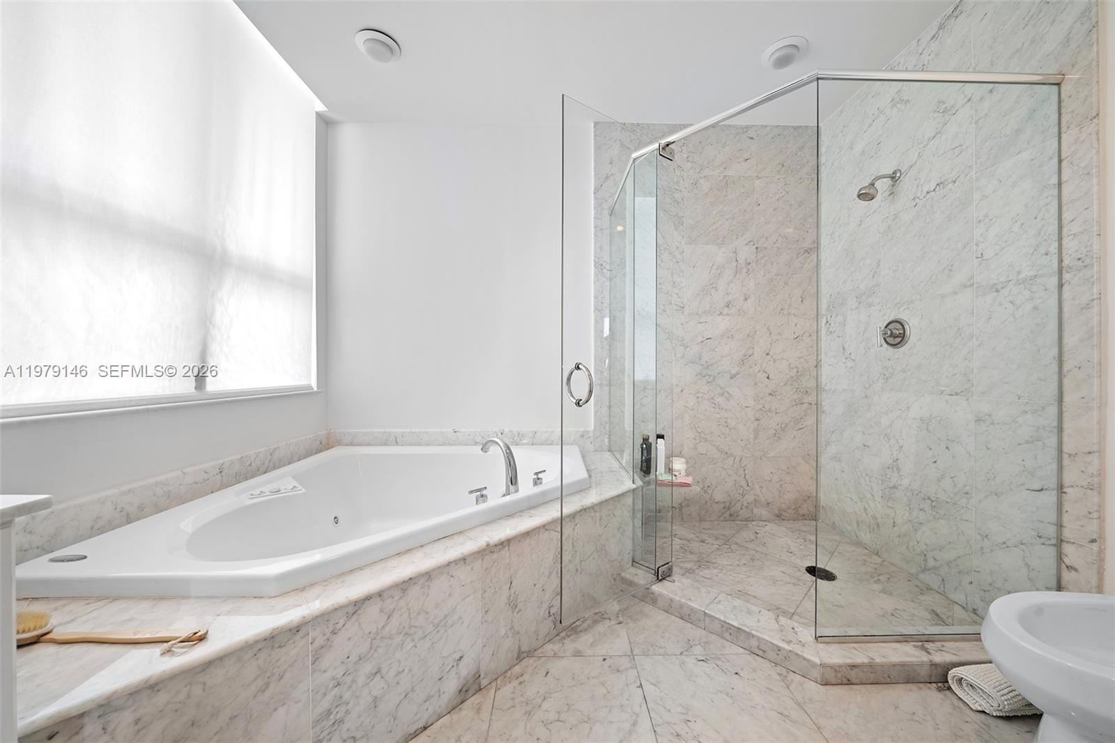 5801 Collins Ave #PH1600, Miami Beach FL 33140