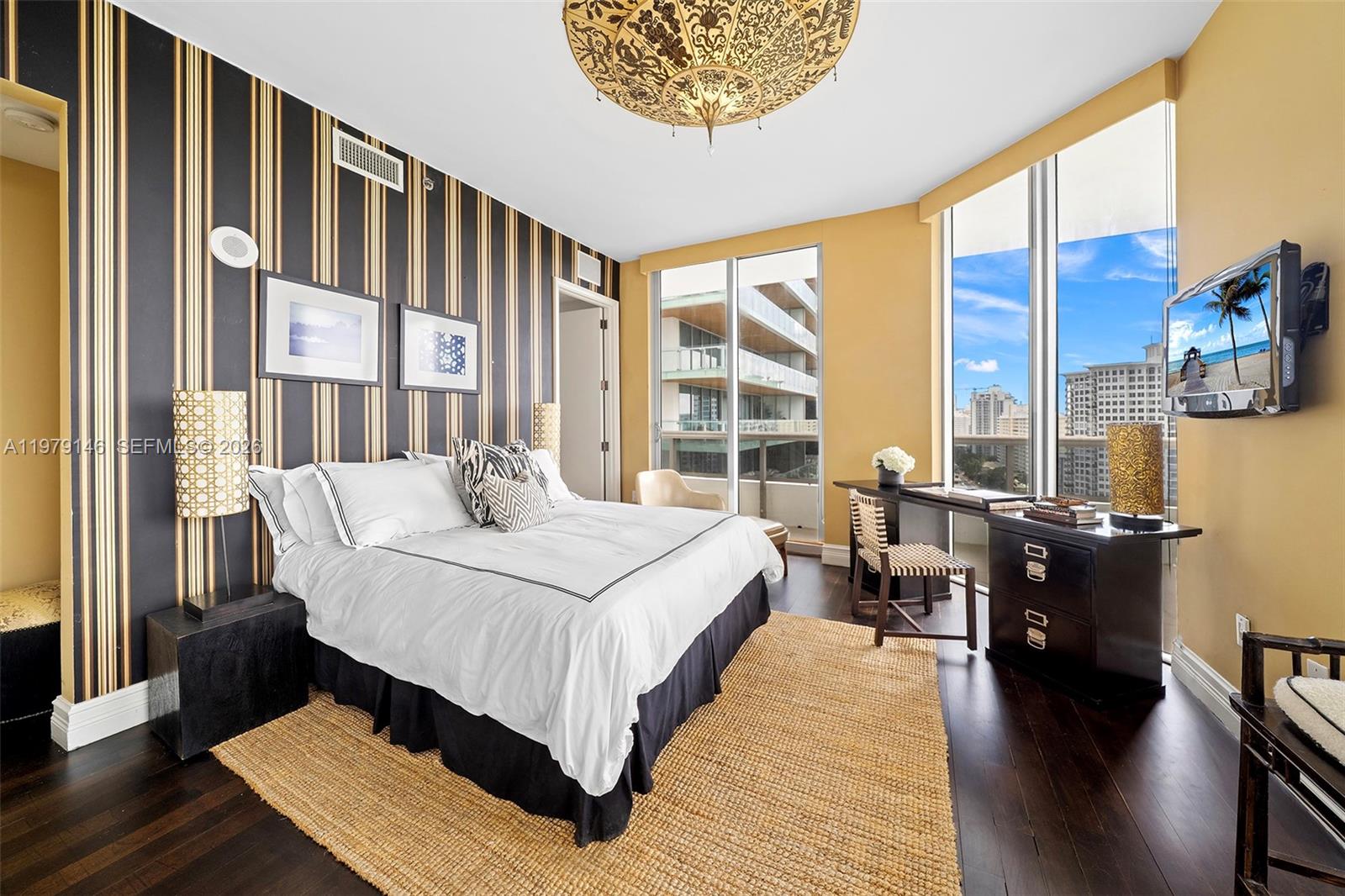 5801 Collins Ave #PH1600, Miami Beach FL 33140