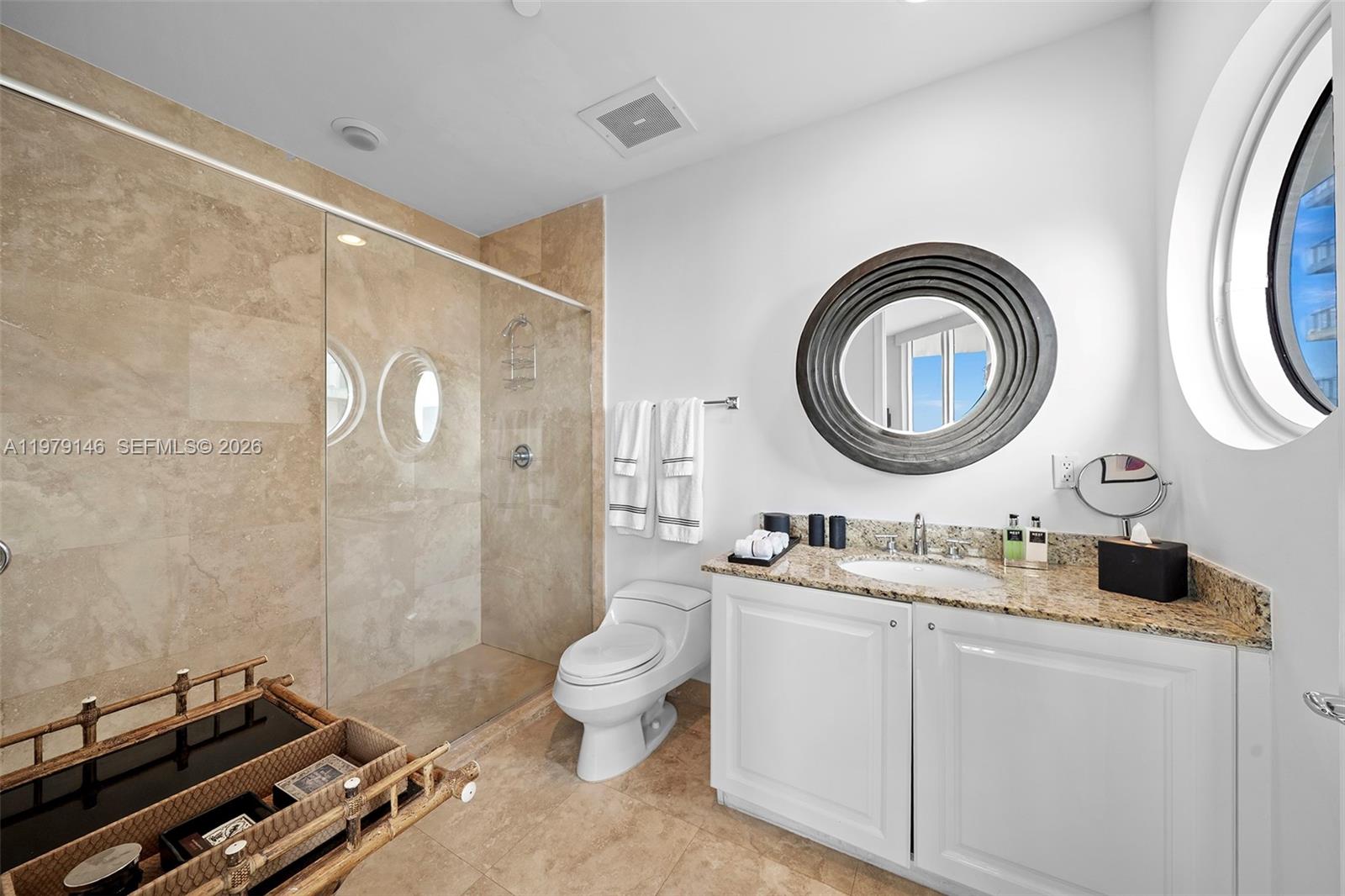 5801 Collins Ave #PH1600, Miami Beach FL 33140