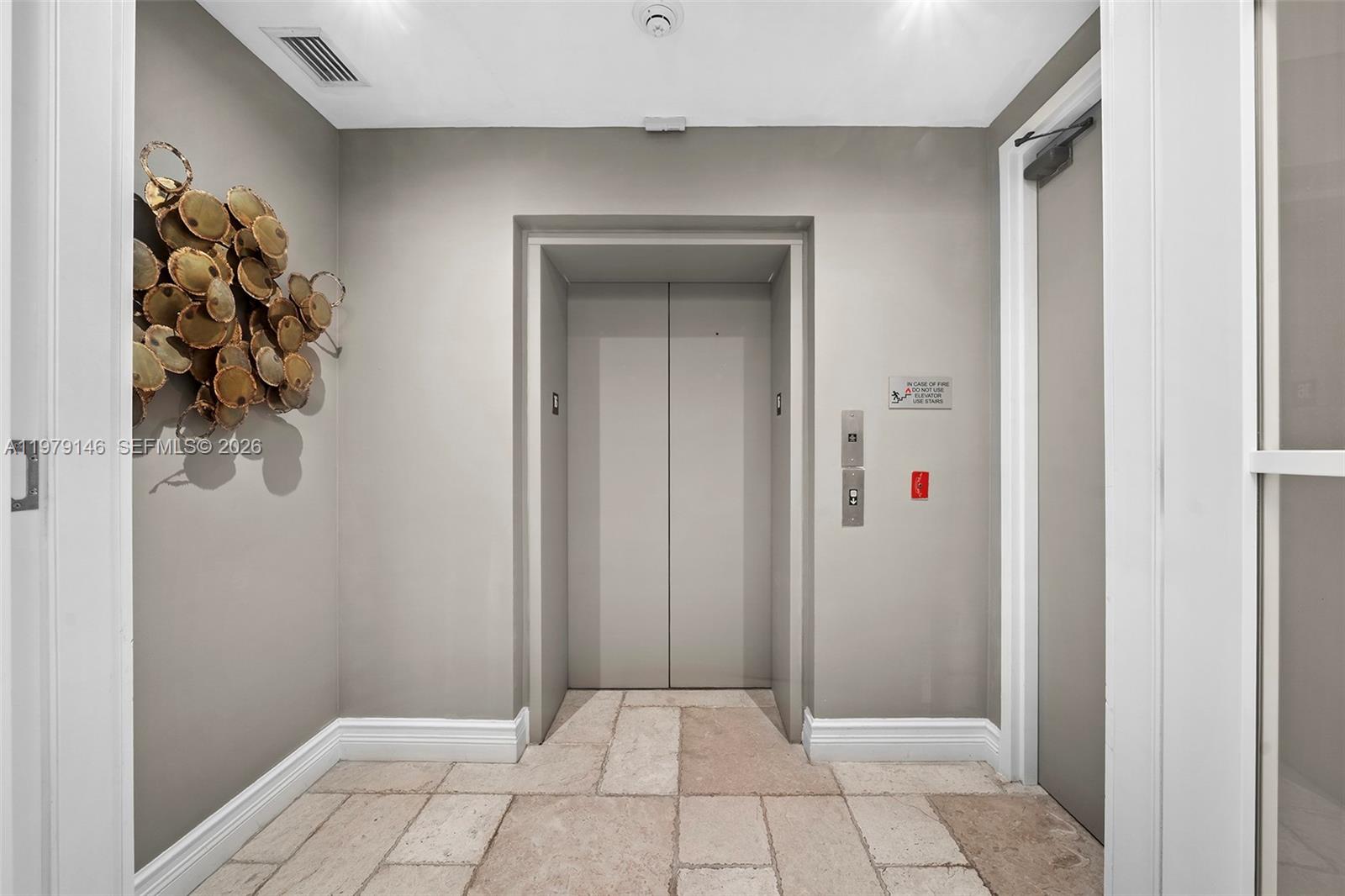 5801 Collins Ave #PH1600, Miami Beach FL 33140