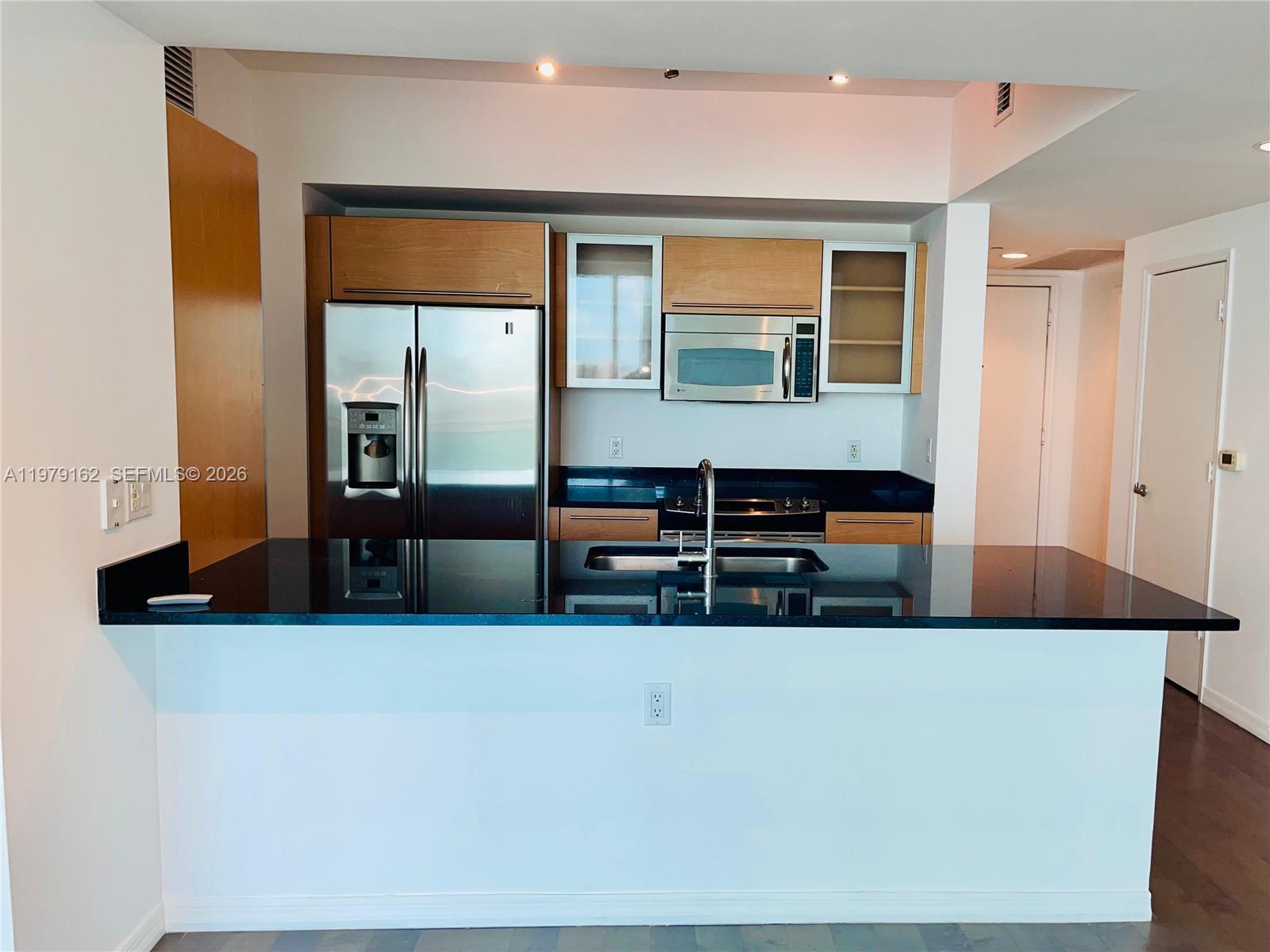 951 Brickell Ave #3211, Miami FL 33131